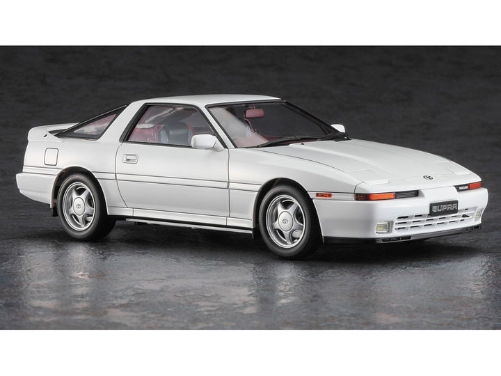 1/24 トヨタ スープラ A70 2.0GTツインターボ 1990 w/ガールズフィギュア