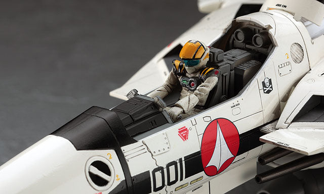 マクロスシリーズ VF-1S/A バルキリー “スカル小隊" 1/48スケール