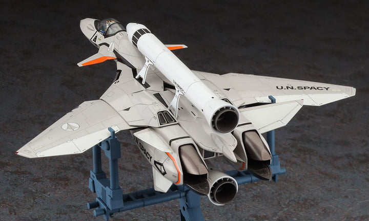VF-11B サンダーボルト w/ロケットブースター “マクロスプラス"  1/72スケール