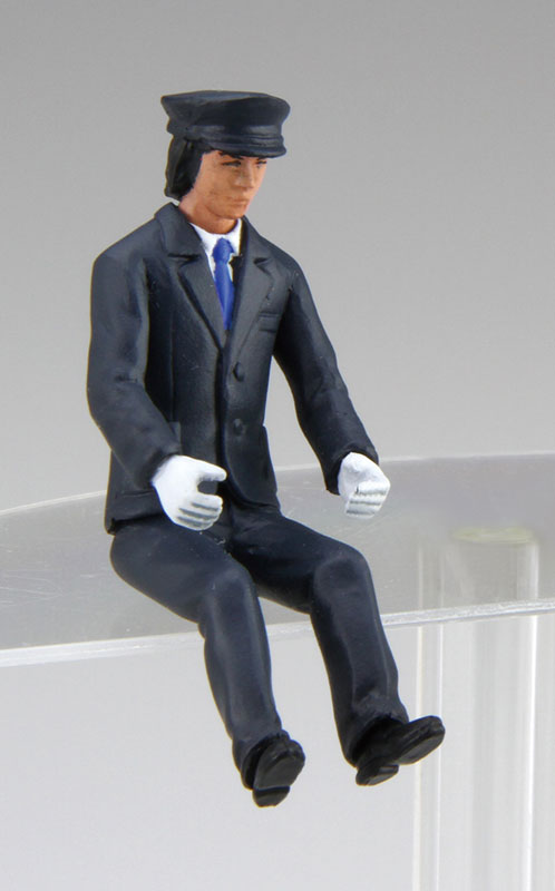 1/32 三菱ふそう エアロクィーン スーパーハイデッカー(バスガイド＆バス運転手フィギュア付き)