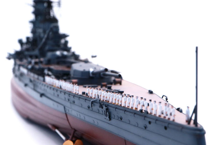 1/350 艦船モデルシリーズ 日本海軍航空戦艦 日向(帝国海軍乗組員フィギュア付き)