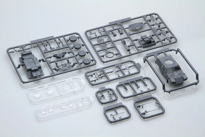 1/72 陸上自衛隊 軽装甲機動車(偵察型)