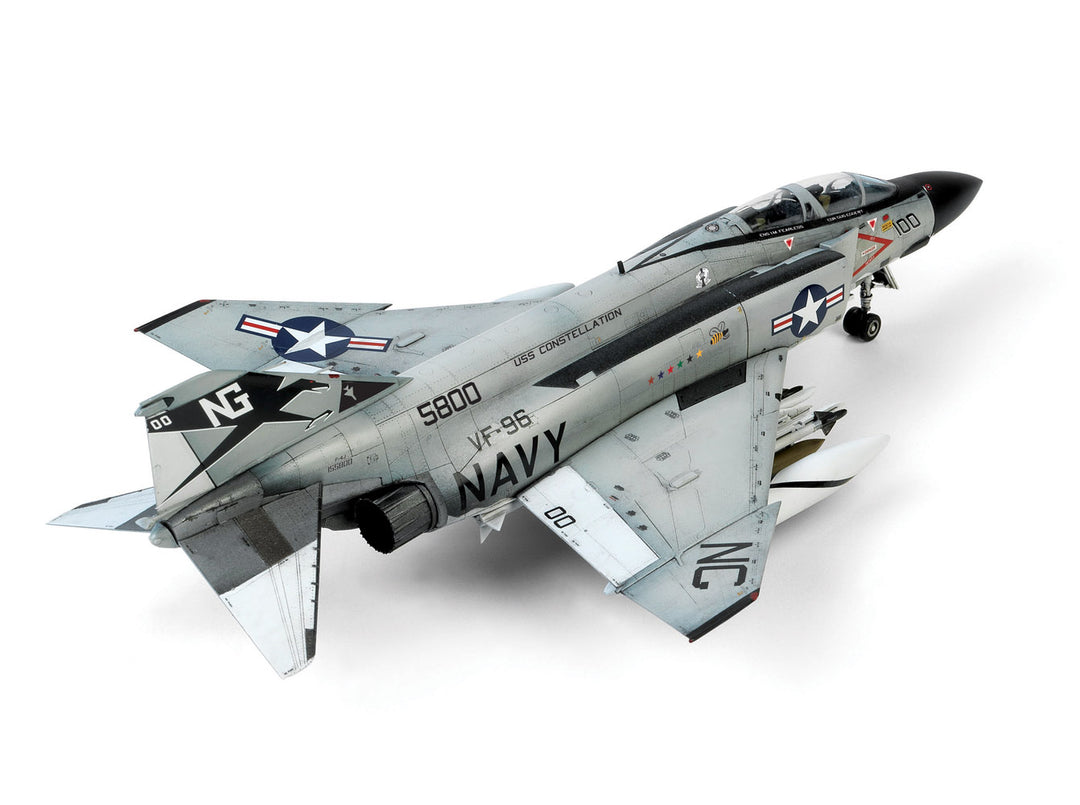 1/72 凄！ アメリカ海軍 F-4JファントムⅡ “ショータイム100”