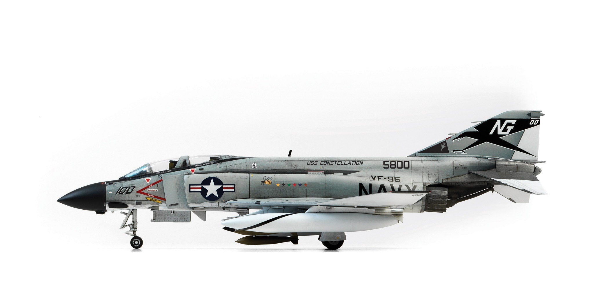 1/72 凄！ アメリカ海軍 F-4JファントムⅡ “ショータイム100