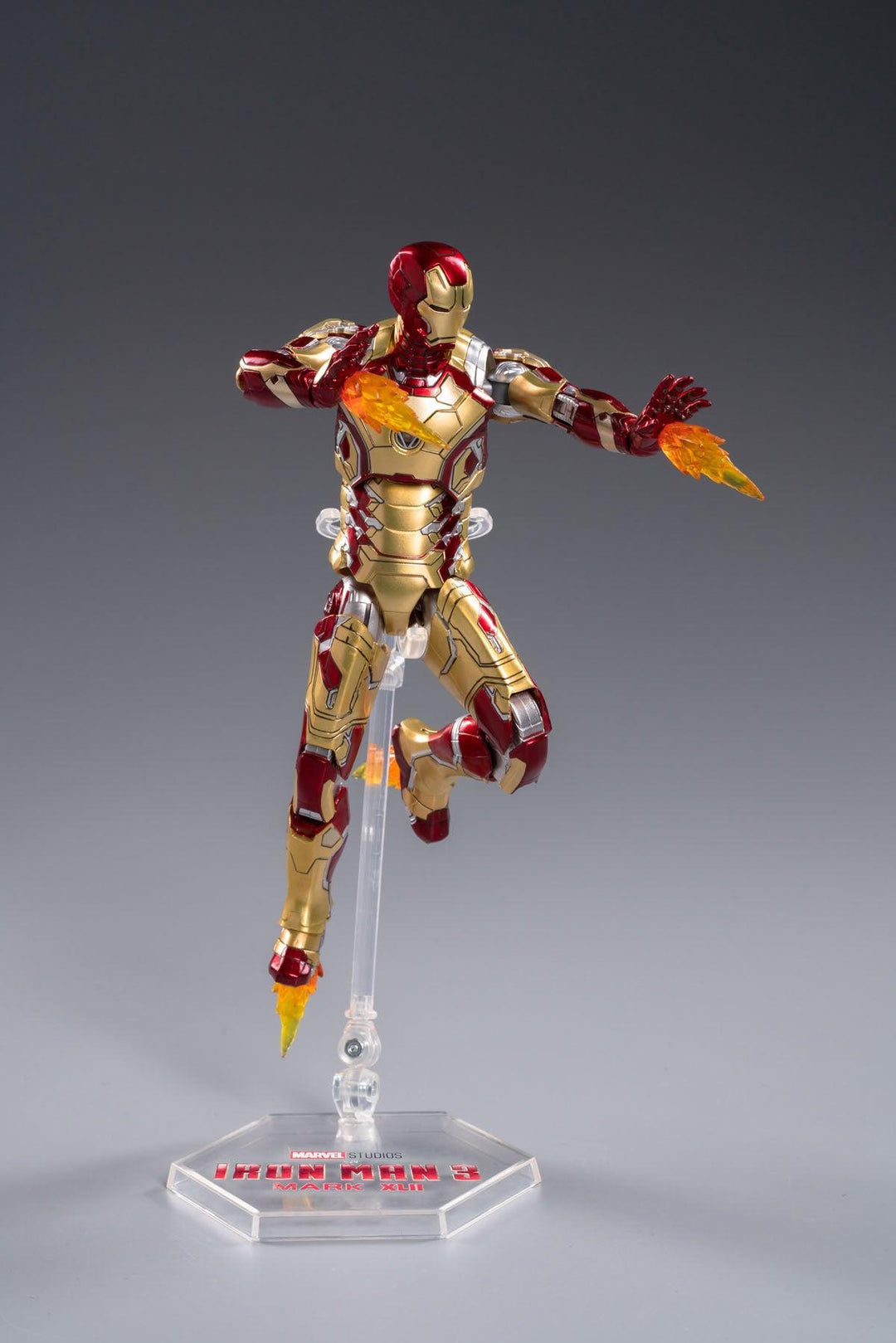 Infinity Action Xシリーズ アイアンマン MK42