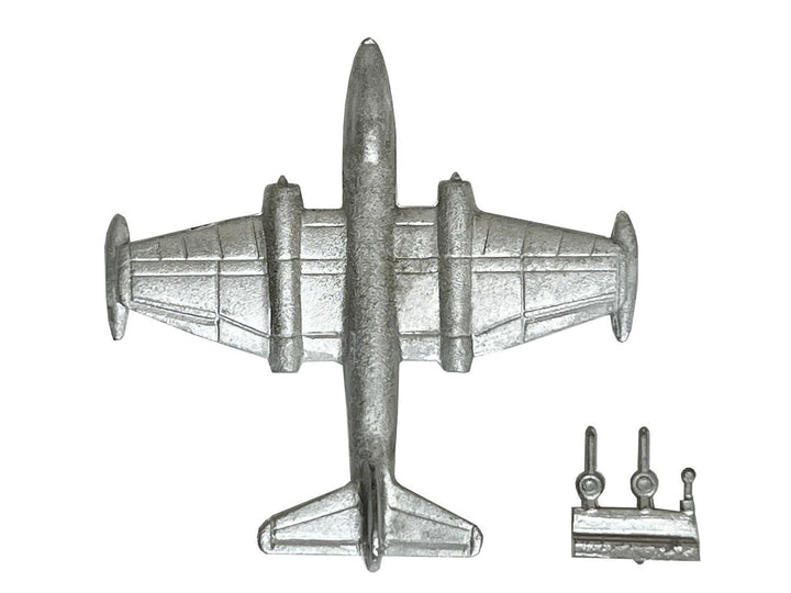 1/700 アメリカ空軍機セット5 メタル製 B-57B爆撃機 1機付き