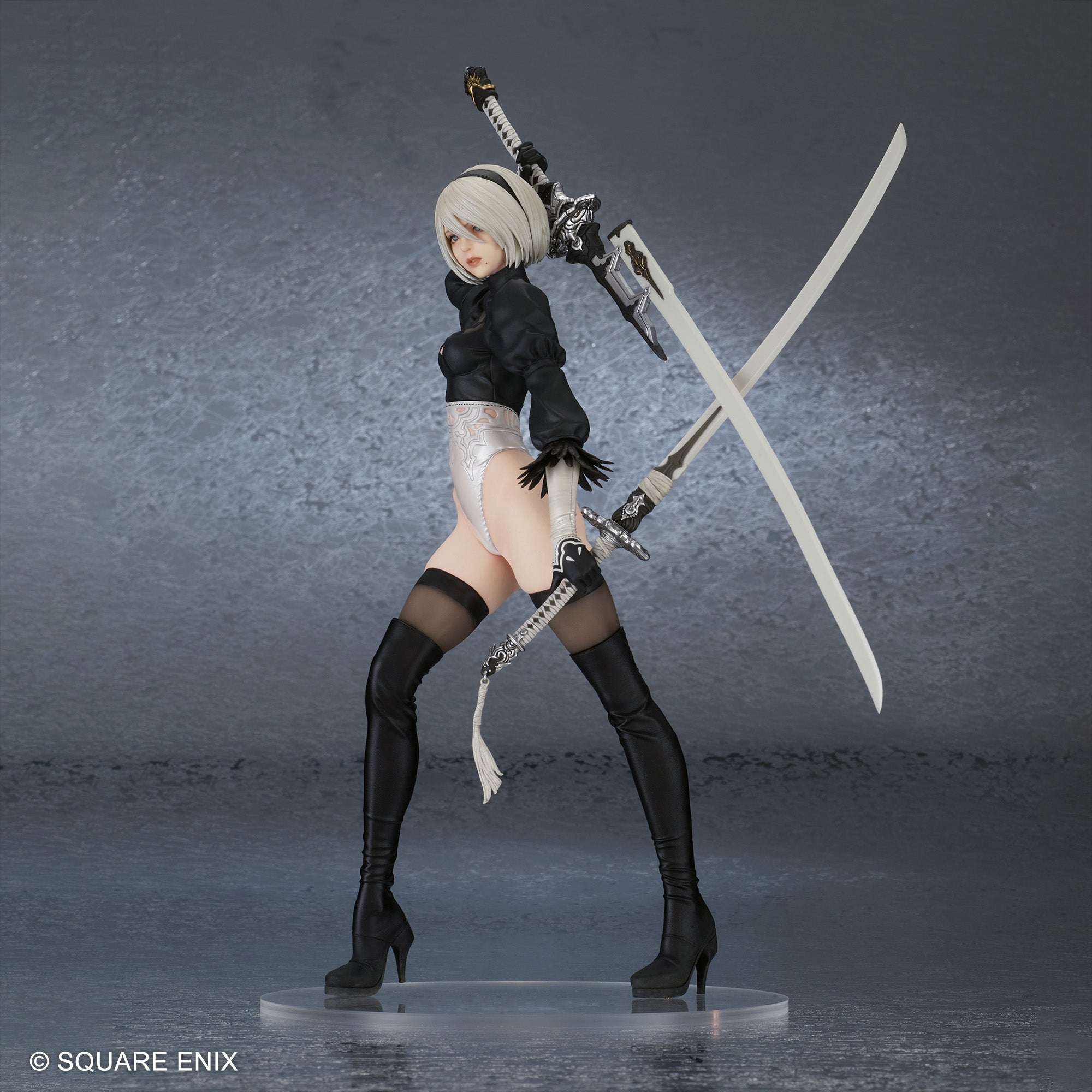 Amazon.com: Yorha No. 2 Type B Deluxe Ver NieR Automata Play