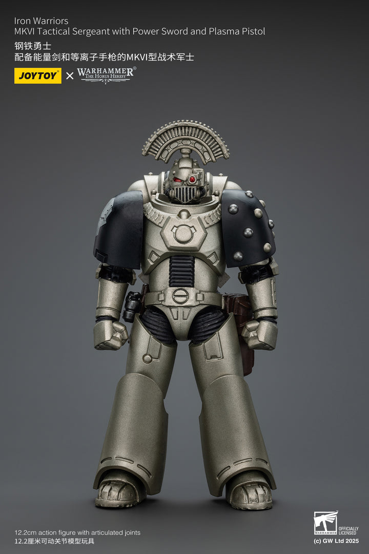 アイアン・ウォリアーズ MKVI タクティカル・サージャント（パワーソード＆プラズマ・ピストル装備） 1/18スケール