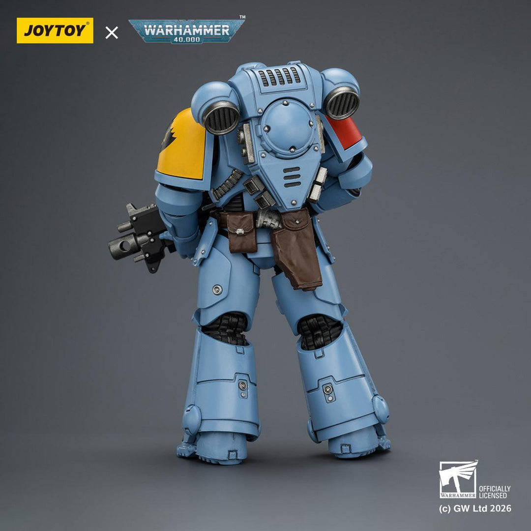 スペースウルフ インターセッサー（ボルトライフル・ボルターピストル・チェーンソード装備） 1/18スケール