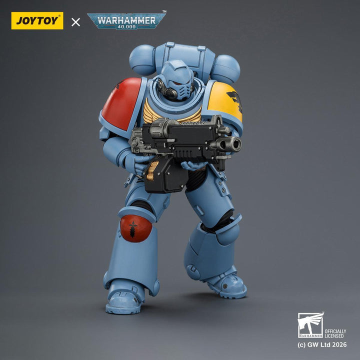 スペースウルフ インターセッサー（ボルトライフル・ボルターピストル・チェーンソード装備） 1/18スケール