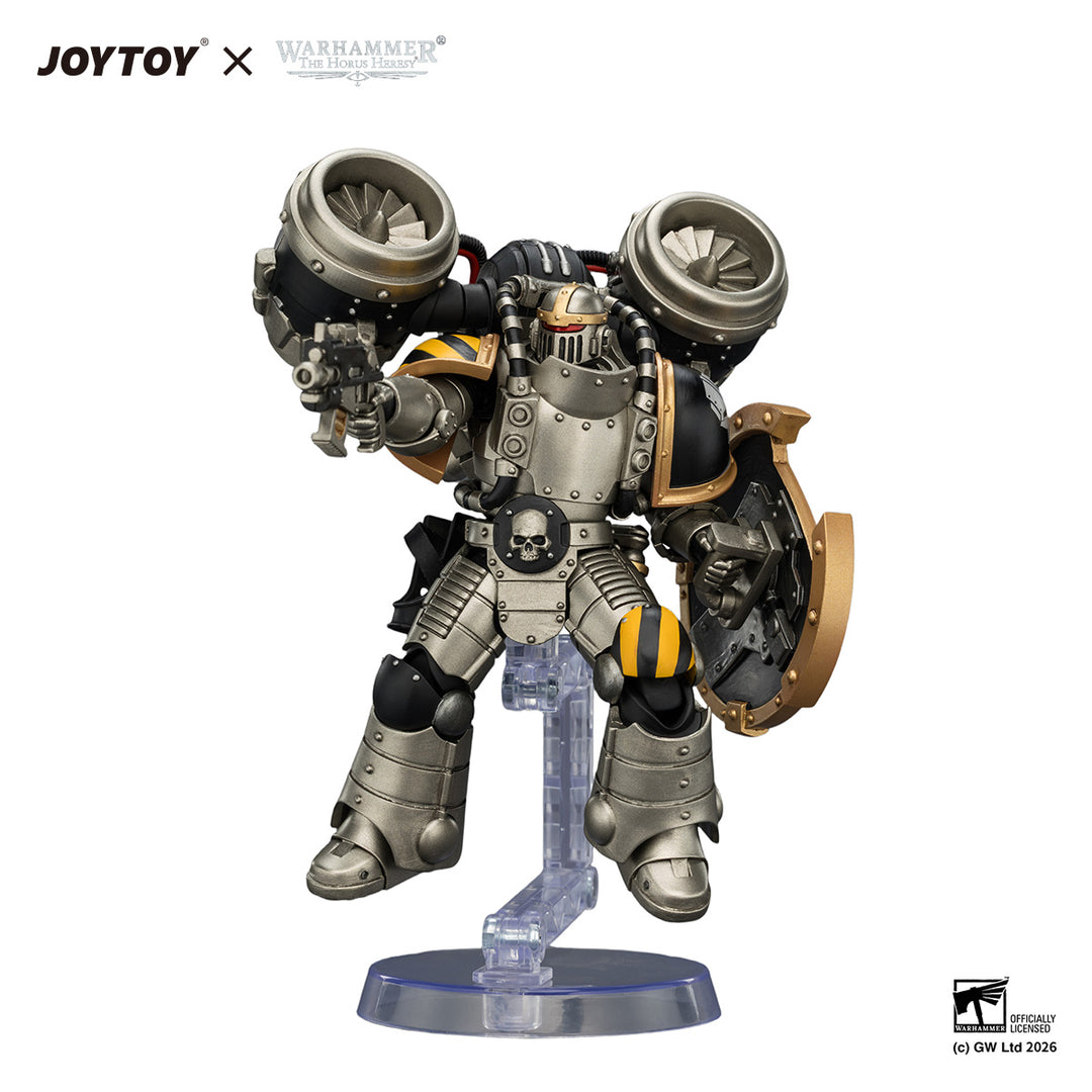 アイアン・ウォリアー MkIIアサルト・レギオネアリ1（ボルターピストル・チェーンアクス・コンバットシールド装備） 1/18スケール
