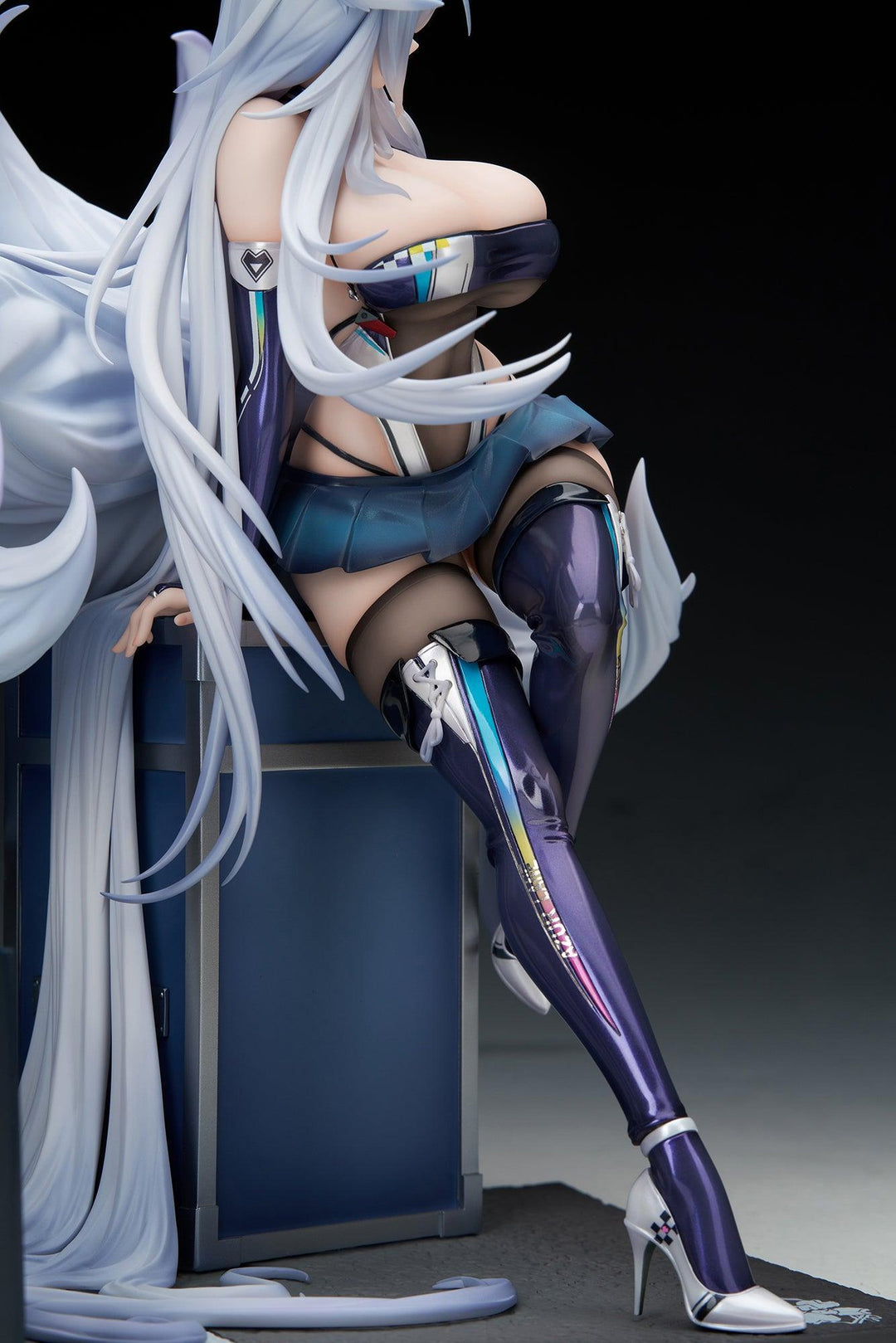 信濃 寝待の銀輿Ver.  LEDアクリル展示ケース付きスペシャル版 1/7スケール