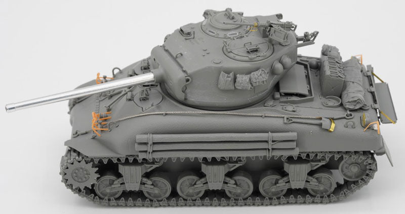 1/35 M4A1シャーマン 76mm砲搭載型
