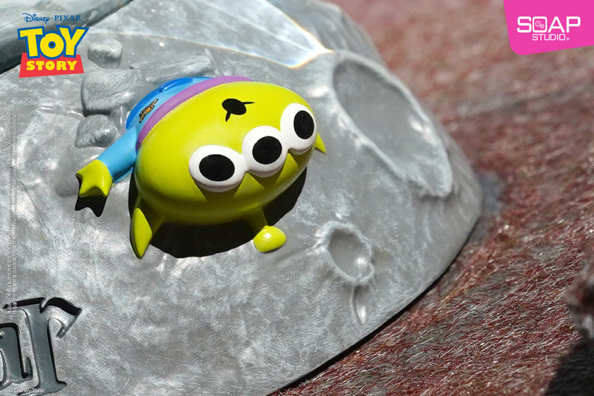 【ディズニーストア限定】TOY STORY スノードーム バズ・ライトイヤー スノードーム – SOOTANG HOBBY