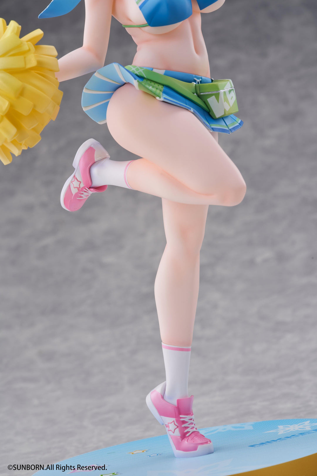 ニキータ・ひまわりのように 完成品フィギュア 1/7スケール