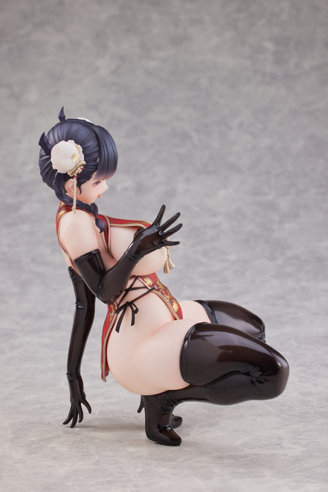 辰チャイナドレス姿の姉の友達 Illustrated by 加瀬大輝 1/6スケール