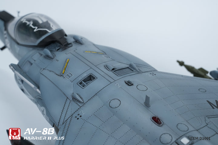 1/48 アメリカ AV-8B ハリアー II PLUS 攻撃機