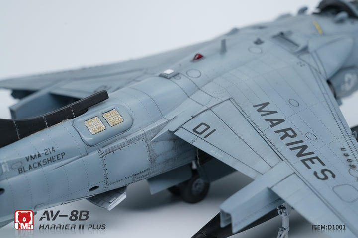 1/48 アメリカ AV-8B ハリアー II PLUS 攻撃機