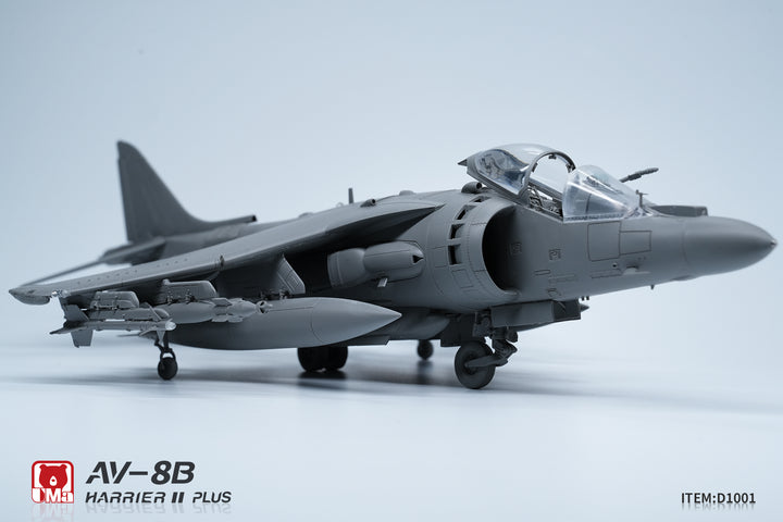 1/48 アメリカ AV-8B ハリアー II PLUS 攻撃機