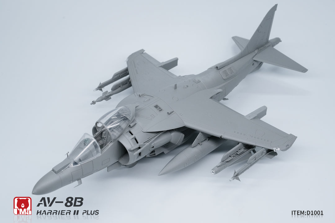 1/48 アメリカ AV-8B ハリアー II PLUS 攻撃機