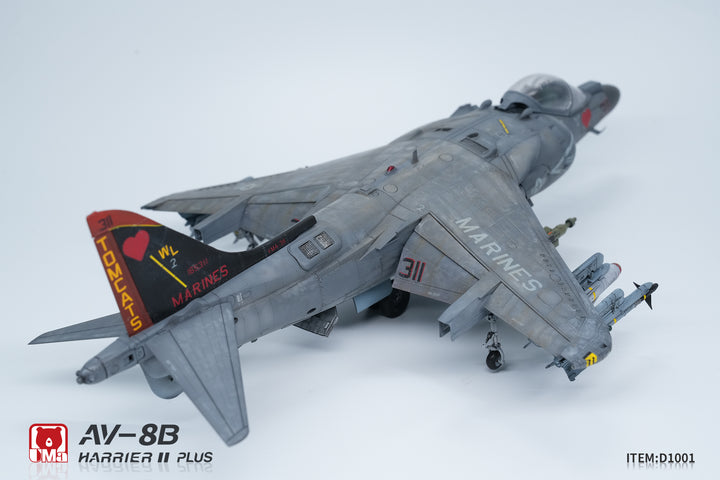 1/48 アメリカ AV-8B ハリアー II PLUS 攻撃機