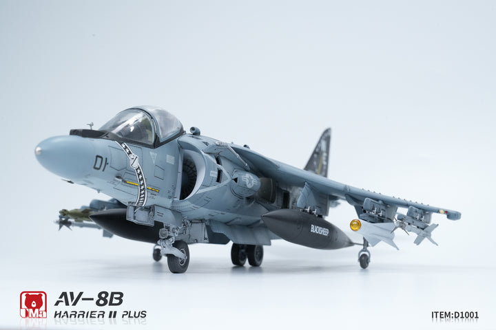 1/48 アメリカ AV-8B ハリアー II PLUS 攻撃機
