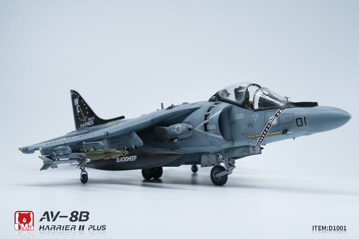 1/48 アメリカ AV-8B ハリアー II PLUS 攻撃機