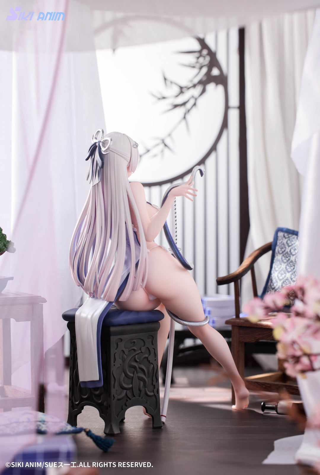 青白蛇のイロ 完成品フィギュア 1/7スケール