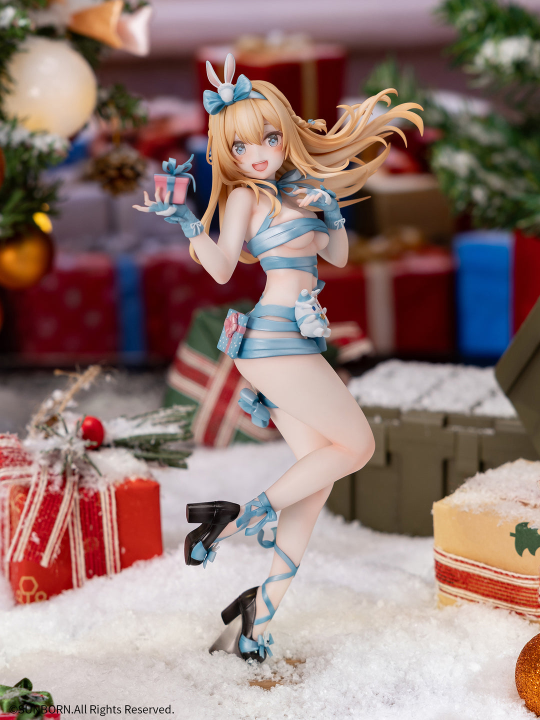 スオミ 雪兎の贈り物ver. 完成品フィギュア 1/6スケール