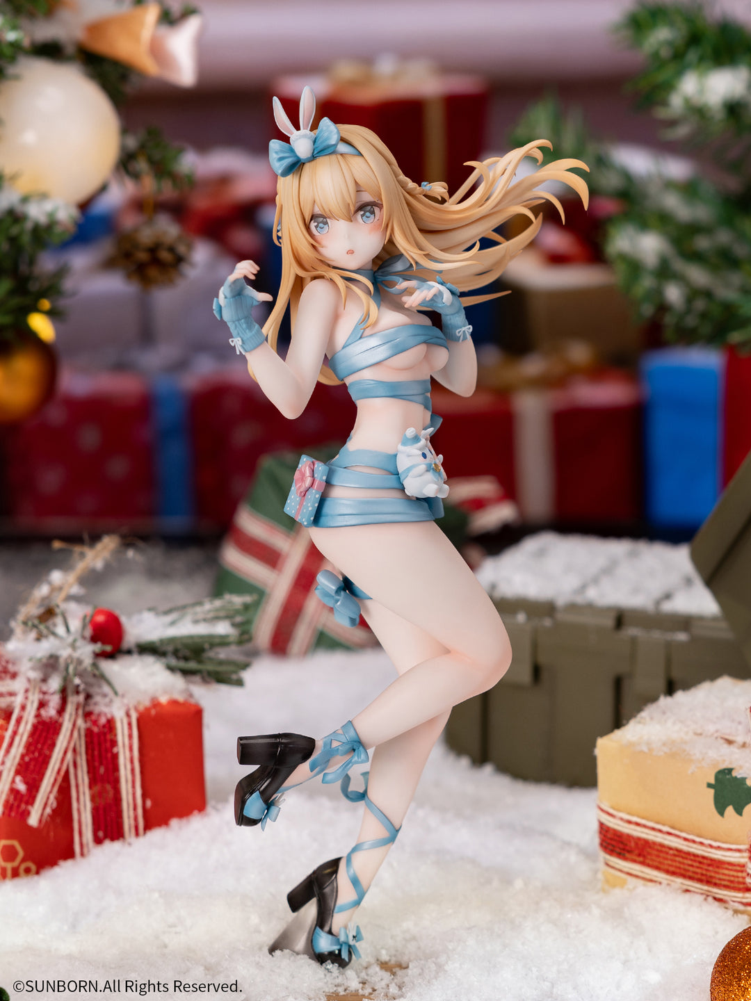 スオミ 雪兎の贈り物ver. 完成品フィギュア 1/6スケール