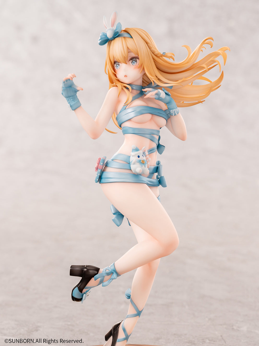 スオミ 雪兎の贈り物ver. 完成品フィギュア 1/6スケール