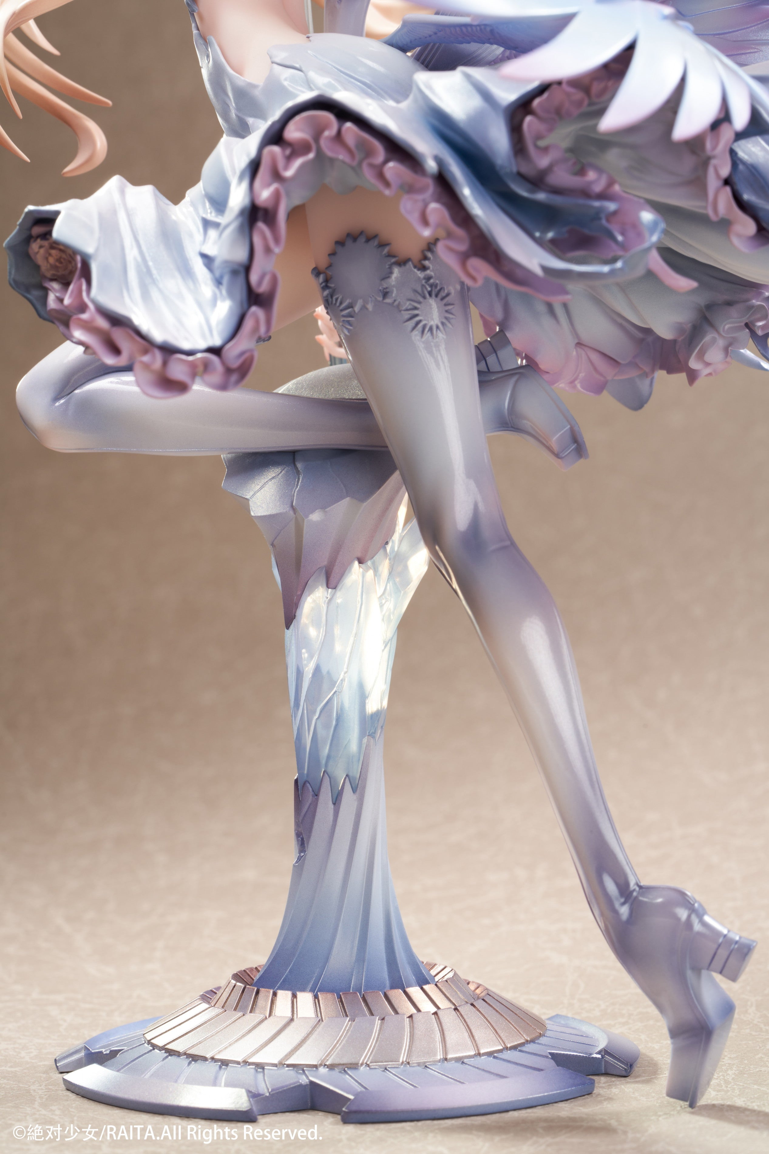 絶対純白魔法少女 佐々木琴音 完成品フィギュア 1/7スケール – SOOTANG