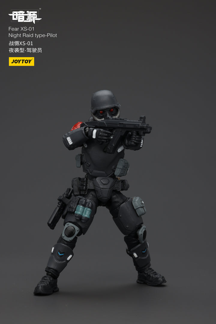 戦慄XS-01 夜間強襲型・パイロット 1/18スケール