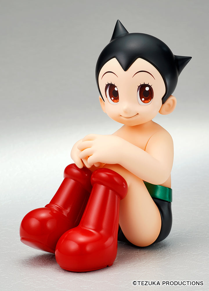アトム