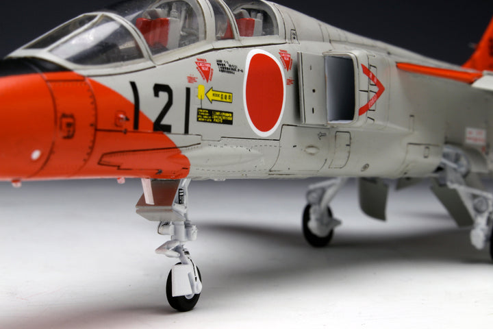1/72 航空自衛隊 超音速高等練習機 T-2 前期型 マスクシート付き