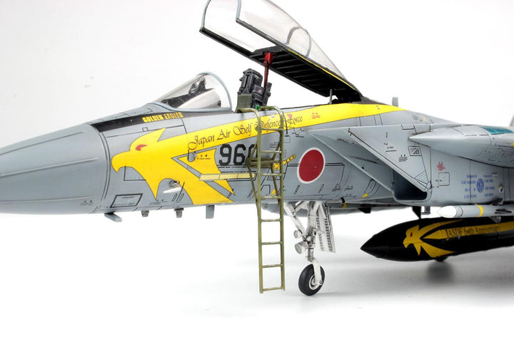 1/72 航空自衛隊 F-15J イーグル 小松基地航空祭2014 第306飛行隊 ゴールデンイーグルス 特別塗装機 ボーディングラダー付属