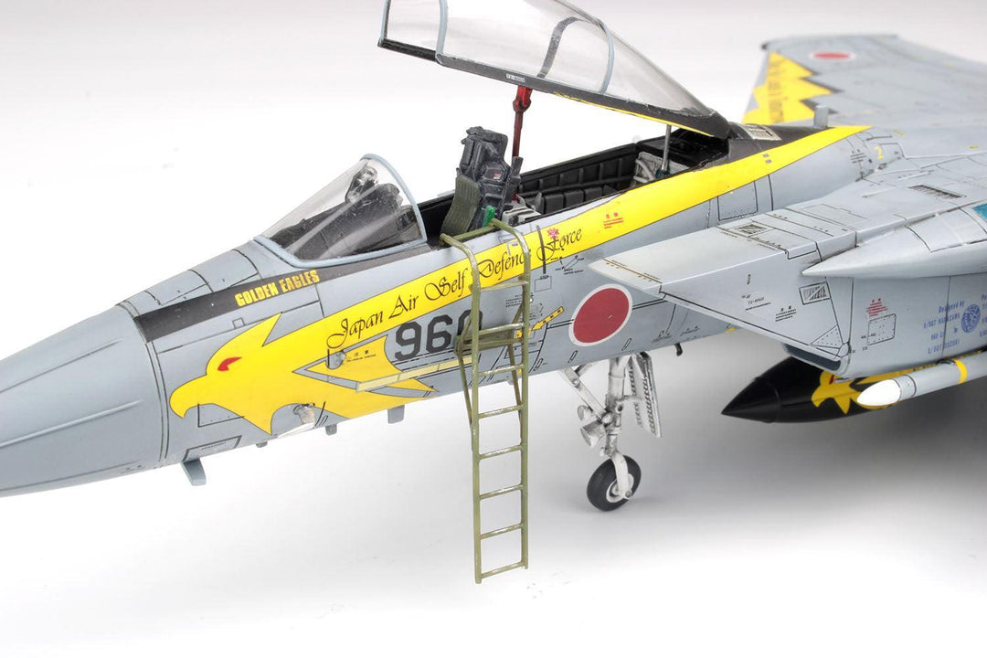 1/72 航空自衛隊 F-15J イーグル 小松基地航空祭2014 第306飛行隊 ゴールデンイーグルス 特別塗装機 ボーディングラダー付属