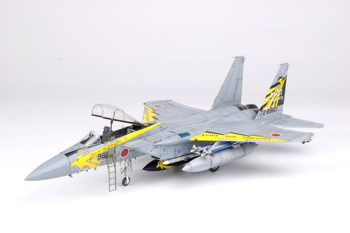 1/72 航空自衛隊 F-15J イーグル 小松基地航空祭2014 第306飛行隊 ゴールデンイーグルス 特別塗装機 ボーディングラダー付属