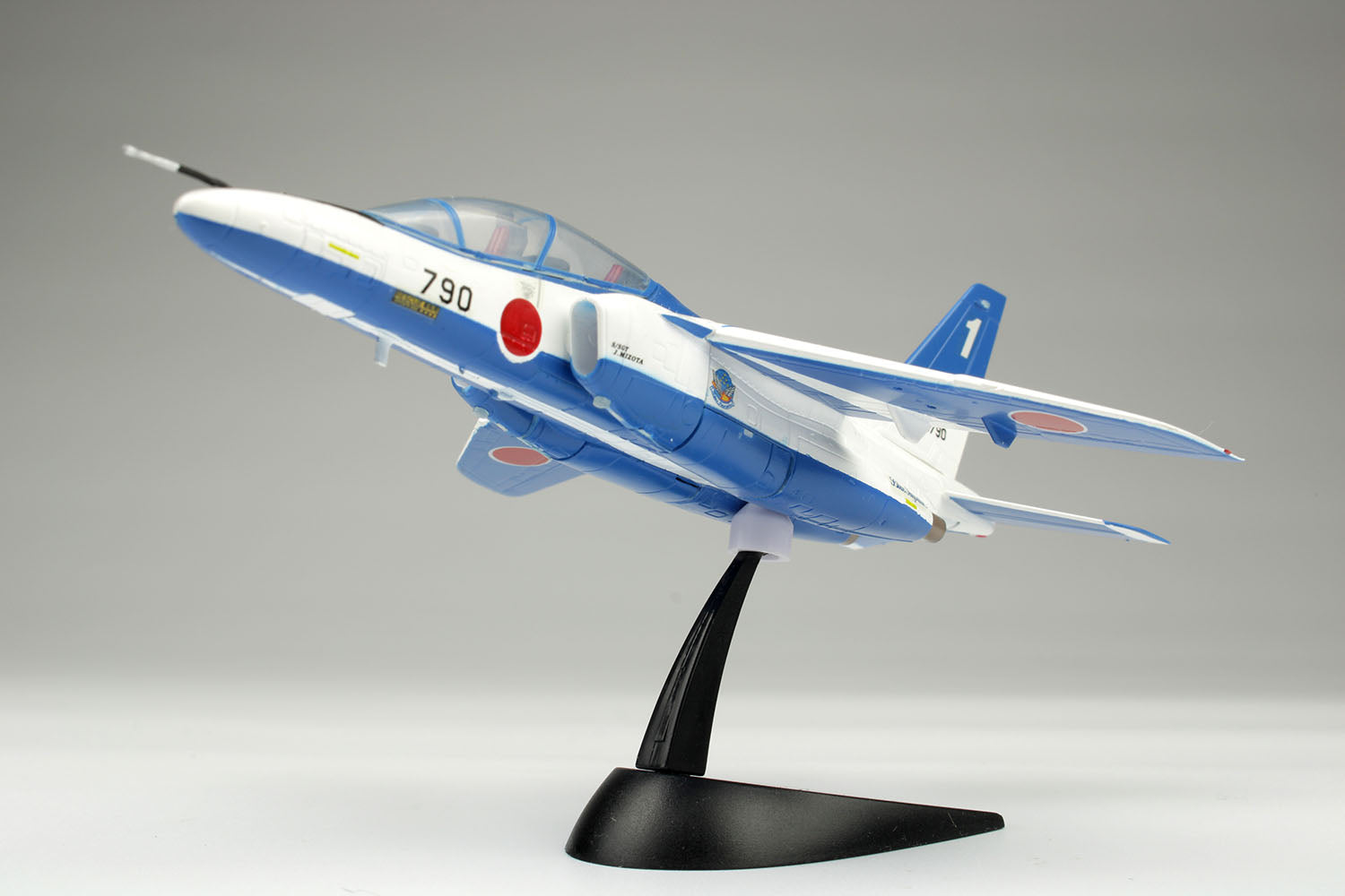 1/200 T-4 JASDF 航空自衛隊 ブルーインパルス 1号機 #46-5725
