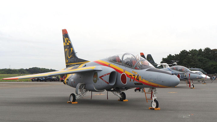 1/100 航空自衛隊 T-4 エアフェスタ浜松 空自70周年記念塗装機 2機セット