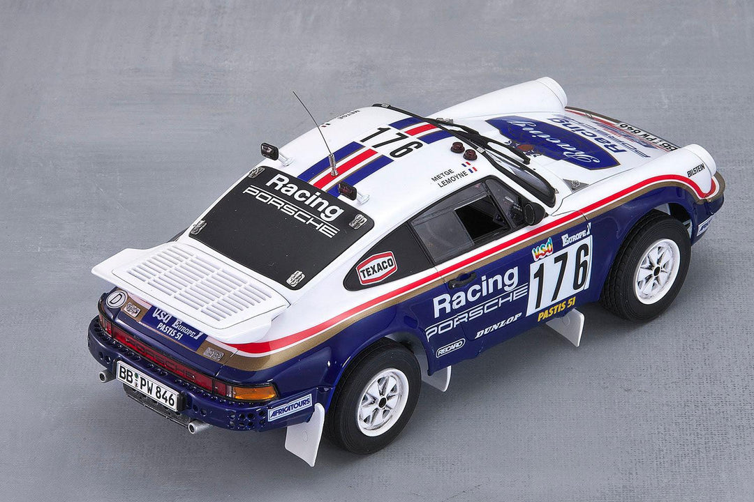 1/24 ポルシェ 911 カレラ 3.2 4×4（タイプ953） 1984 パリ-ダカール ラリー ウィナー