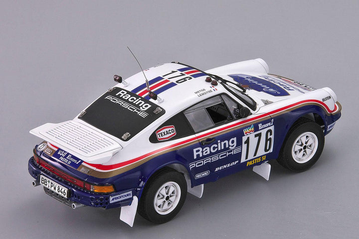 1/24 ポルシェ 911 カレラ 3.2 4×4（タイプ953） 1984 パリ-ダカール ラリー ウィナー