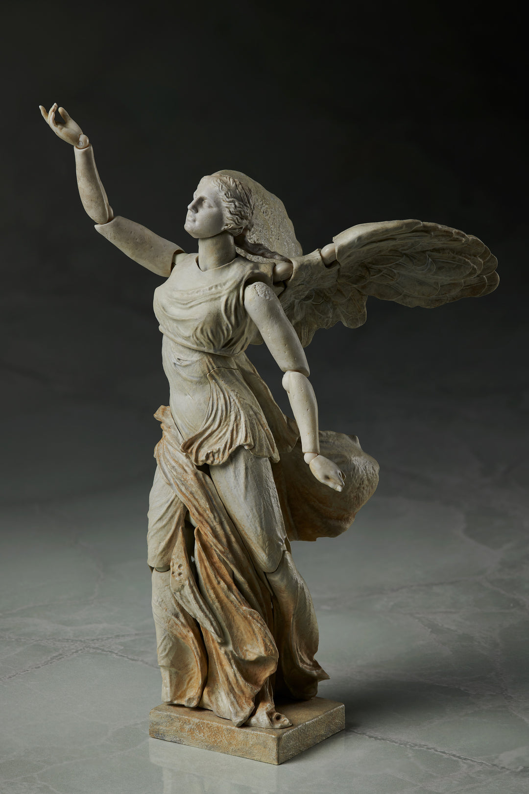 figma テーブル美術館 サモトラケのニケ