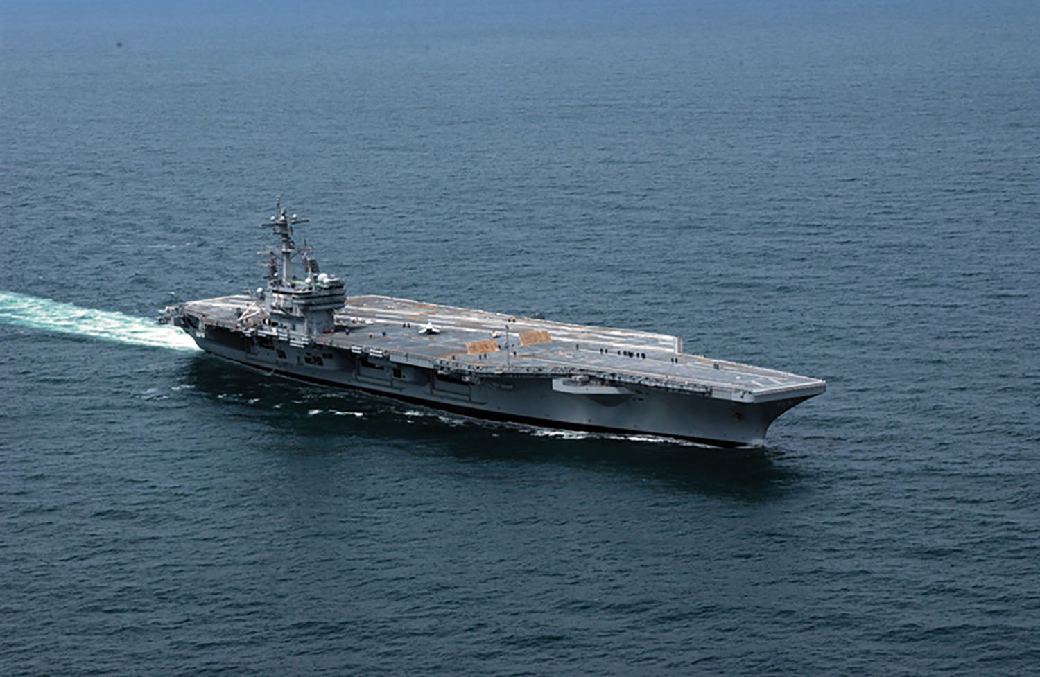 1/720 アメリカ海軍 原子力空母 ジョージ・H・W・ブッシュ CVN