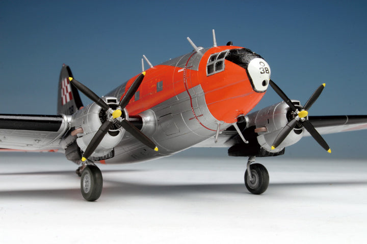 1/144 航空自衛隊 C-46 AACS 飛行点検機