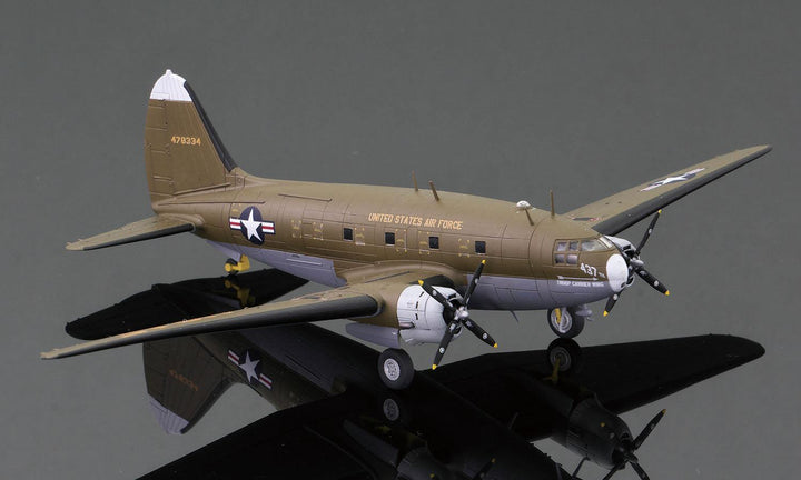 1/144 アメリカ空軍 C-46D 輸送機 第437輸送航空団