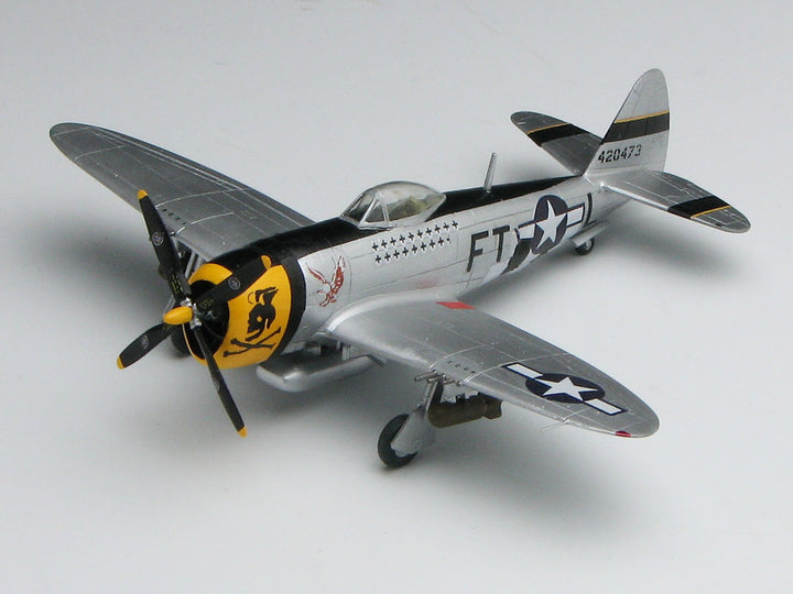 1/144 1/144 P-47D サンダーボルト・バブルトップ ‘イーグルストン’ (2機セット)