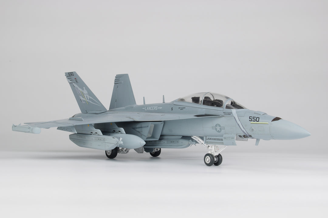 1/48 アメリカ海軍 電子戦機 EA-18G グラウラー VAQ-131 ランサーズ 2020 ロービジ
