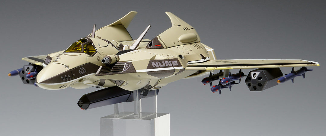 VF-171 ナイトメアプラス ［辺境宙域仕様］ 1/72スケール