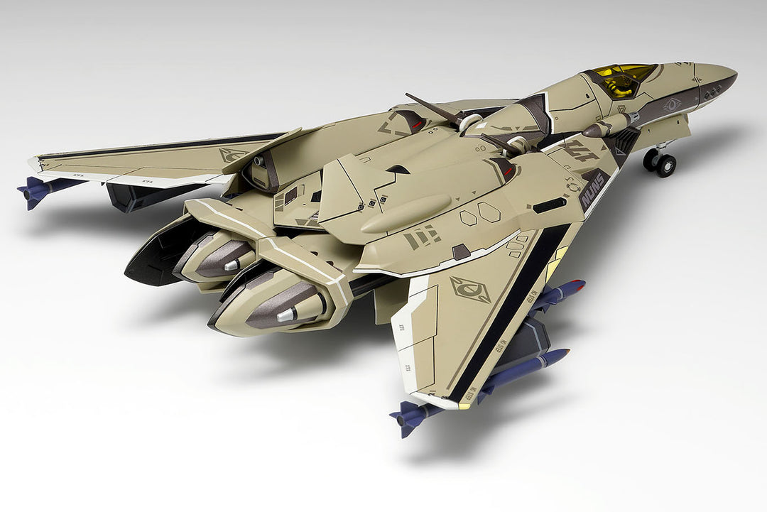 VF-171 ナイトメアプラス ［辺境宙域仕様］ 1/72スケール